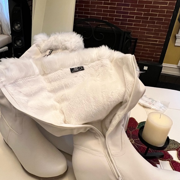 Shoes - Picture 3 of 5